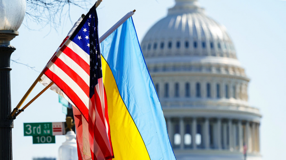 Конгресс не включил в бюджет США помощь Киеву